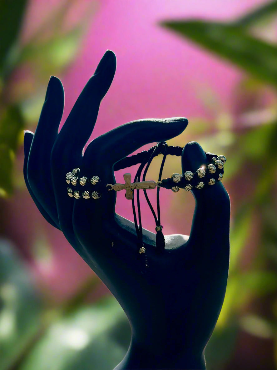 18k Gold Handmade Macramé bracelet