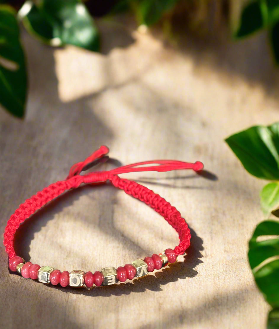 18k Gold cubes with red carnelian beads Love bracelet